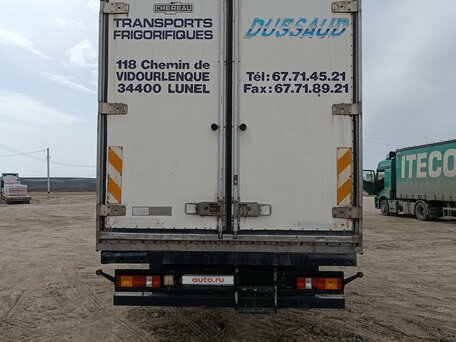 2003 International 9000 Series, золотистый, 1100000 рублей, вид 4