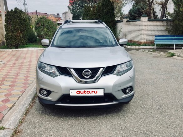 2015 Nissan X-Trail III, серебристый, 2200000 рублей