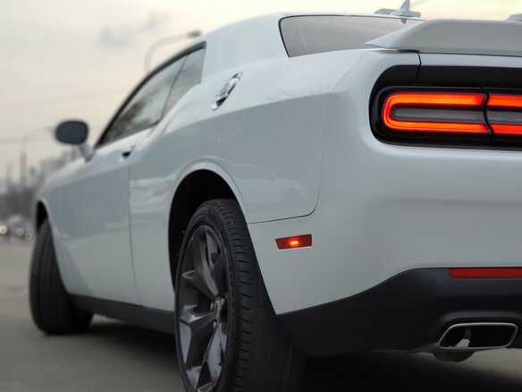 2019 Dodge Challenger III Рестайлинг 2, белый - вид 13