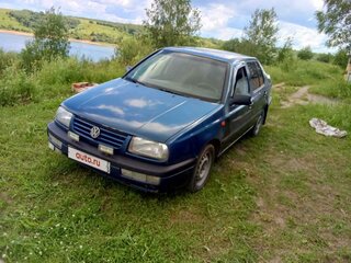1996 Volkswagen Vento, синий, 170000 рублей, вид 2