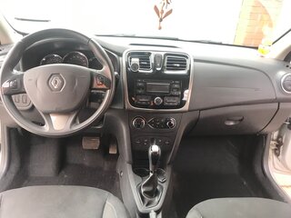 2016 Renault Sandero Stepway II, серебристый, 700000 рублей, вид 4