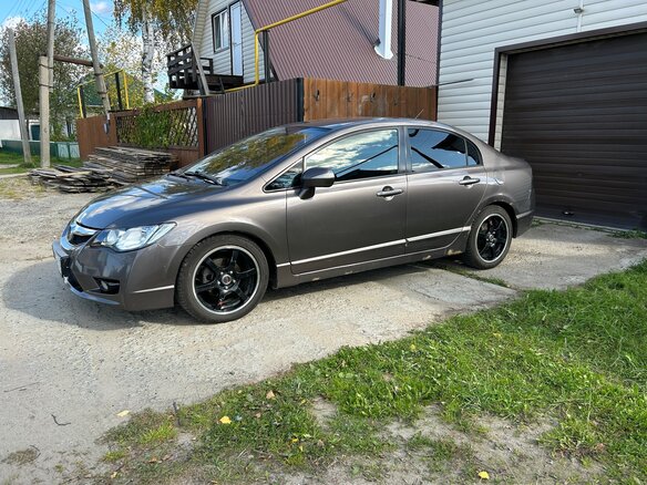 2009 Honda Civic Hybrid VIII Рестайлинг, серый, 500000 рублей