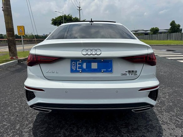 2023 Audi A3 35 TFSI Long IV (8Y), белый, 1890000 рублей - вид 3