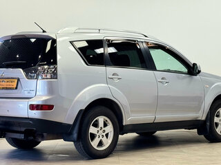 2008 Mitsubishi Outlander II, серебристый, 725000 рублей, вид 4