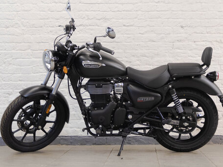 2026 Royal Enfield Meteor, чёрный, 510000 рублей, вид 1