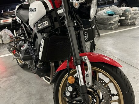 2020 Yamaha XSR900, белый, 900000 рублей, вид 3