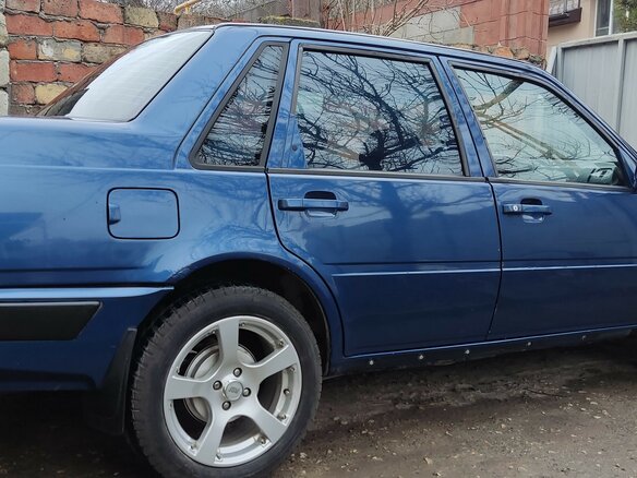 1992 Volvo 460, синий, 150000 рублей - вид 3