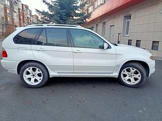2005 BMW X5 4.4i I (E53) Рестайлинг, белый, 1350000 рублей, вид 2