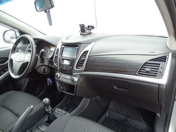 2014 SsangYong Actyon II Рестайлинг, серебристый - вид 13
