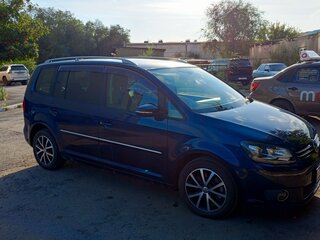 2014 Volkswagen Touran I Рестайлинг 2, синий, 1250000 рублей, вид 1