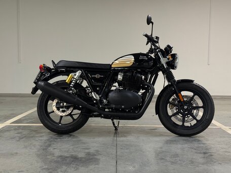 2026 Royal Enfield Interceptor, чёрный, 694000 рублей, вид 1