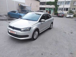 2012 Volkswagen Polo V, серебристый, 950000 рублей, вид 2