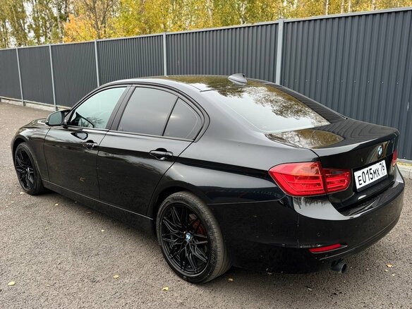 2013 BMW 3 серии 320i VI (F3x), чёрный, 1700000 рублей - вид 5