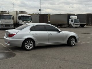 2009 BMW 5 серии 525xi V (E60/E61) Рестайлинг, серебристый, 999000 рублей, вид 5