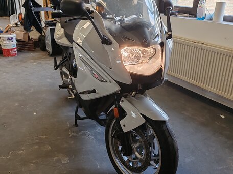 2017 BMW F 800 GT, белый, 720000 рублей, вид 2