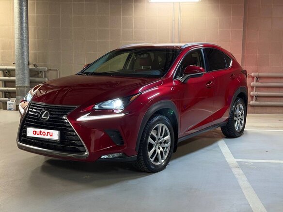 2018 Lexus NX 200 I Рестайлинг, красный, 4000000 рублей