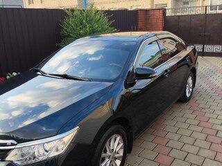 2016 Toyota Camry VII (XV50) Рестайлинг, серый, 2400000 рублей, вид 2