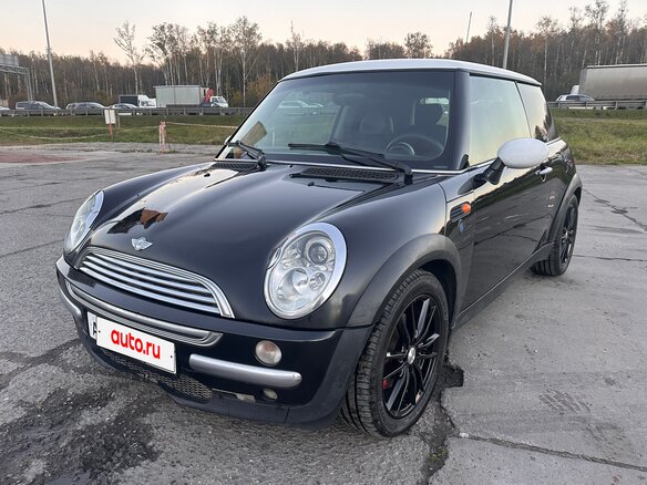 2002 Mini Hatch Cooper I (R50), чёрный, 540000 рублей