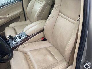 2007 BMW X5 48i II (E70), бежевый, 1800000 рублей, вид 3