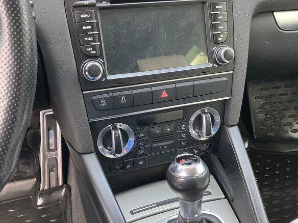 2011 Audi A3 II (8P) Рестайлинг 2, чёрный - вид 13