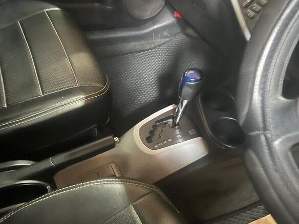 2014 Toyota Aqua I, красный, 760000 рублей - вид 4