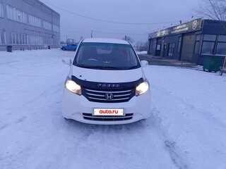 2010 Honda Freed I, белый, 1250000 рублей, вид 3