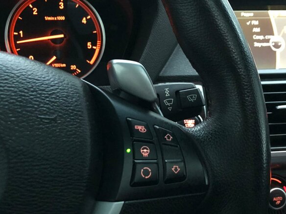 2010 BMW X6 40d I (E71), чёрный - вид 17
