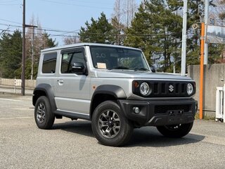 2023 Suzuki Jimny Sierra IV, серебристый, 1800000 рублей, вид 3