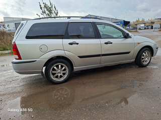 2003 Ford Focus I Рестайлинг, серебристый, 135000 рублей, вид 2