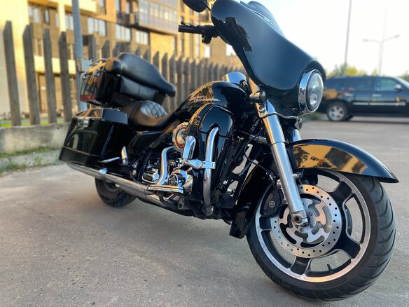 2007 Harley-Davidson Street Glide, чёрный, 850000 рублей - вид 1