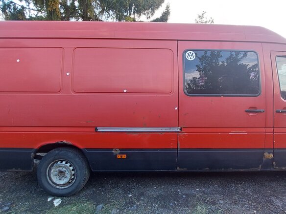 2002 Volkswagen LT, красный, 700000 рублей