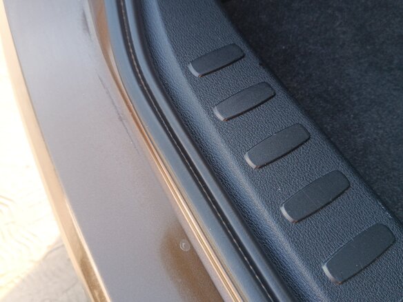 2011 BMW X1 18i I (E84), коричневый, 1500000 рублей - вид 17