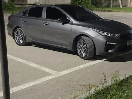 2020 Kia Cerato IV, серый, 1850000 рублей, вид 3