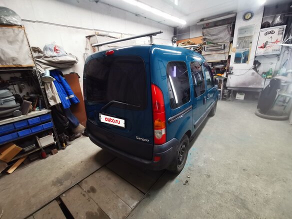 2004 Renault Kangoo I Рестайлинг, зелёный, 630000 рублей - вид 3