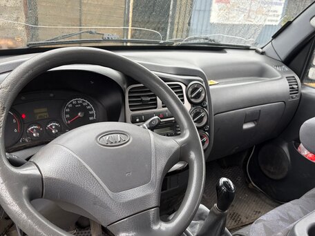 2012 Kia Bongo, белый, 900000 рублей, вид 4
