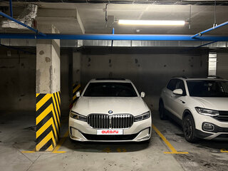 2022 BMW 7 серии Long 730Ld xDrive VI (G11/G12) Рестайлинг, белый, 7200000 рублей, вид 3