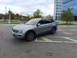 2019 Volkswagen Tiguan Allspace II, серебристый, 1825454 рублей, вид 1