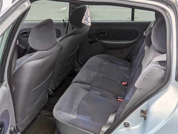 2001 Renault Clio II Рестайлинг, серебристый, 105000 рублей - вид 15
