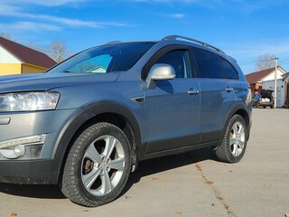 2012 Chevrolet Captiva I Рестайлинг, серый, 900000 рублей, вид 2