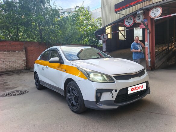 2018 Kia Rio IV, белый, 590000 рублей