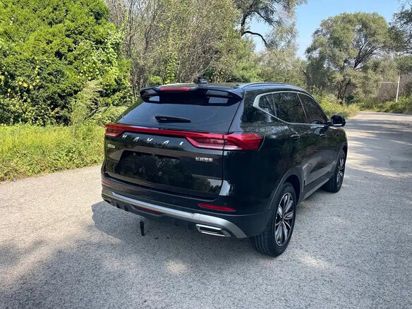 2023 Haval H6 II Рестайлинг, чёрный, 1300000 рублей - вид 5