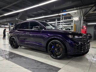 2024 Volkswagen Touareg R III Рестайлинг, фиолетовый, 20000000 рублей, вид 1