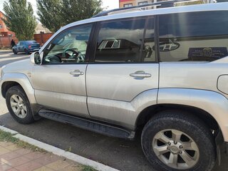 2005 Toyota Land Cruiser Prado 120 Series, серый, 2100000 рублей, вид 2