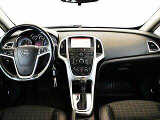 2014 Opel Astra GTC J Рестайлинг, красный, 840000 рублей, вид 5