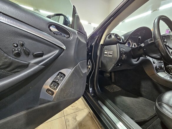 2006 Mercedes-Benz CLK-Класс 200 II (W209) Рестайлинг, чёрный, 700000 рублей - вид 21