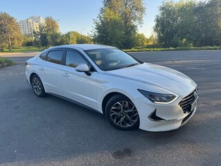 2020 Hyundai Sonata VIII (DN8), белый, 1800000 рублей, вид 4