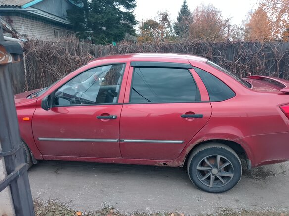 2012 Lada (ВАЗ) Granta I, пурпурный, 200000 рублей - вид 4