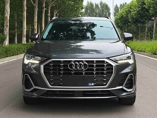 2022 Audi Q3 35 TFSI II (F3), серый, 2844000 рублей, вид 2