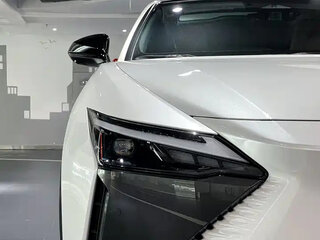 2024 Lexus RZ 450e, белый, 6350010 рублей, вид 4