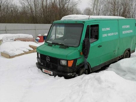 1984 Mercedes-Benz T1, зелёный, 160000 рублей, вид 1